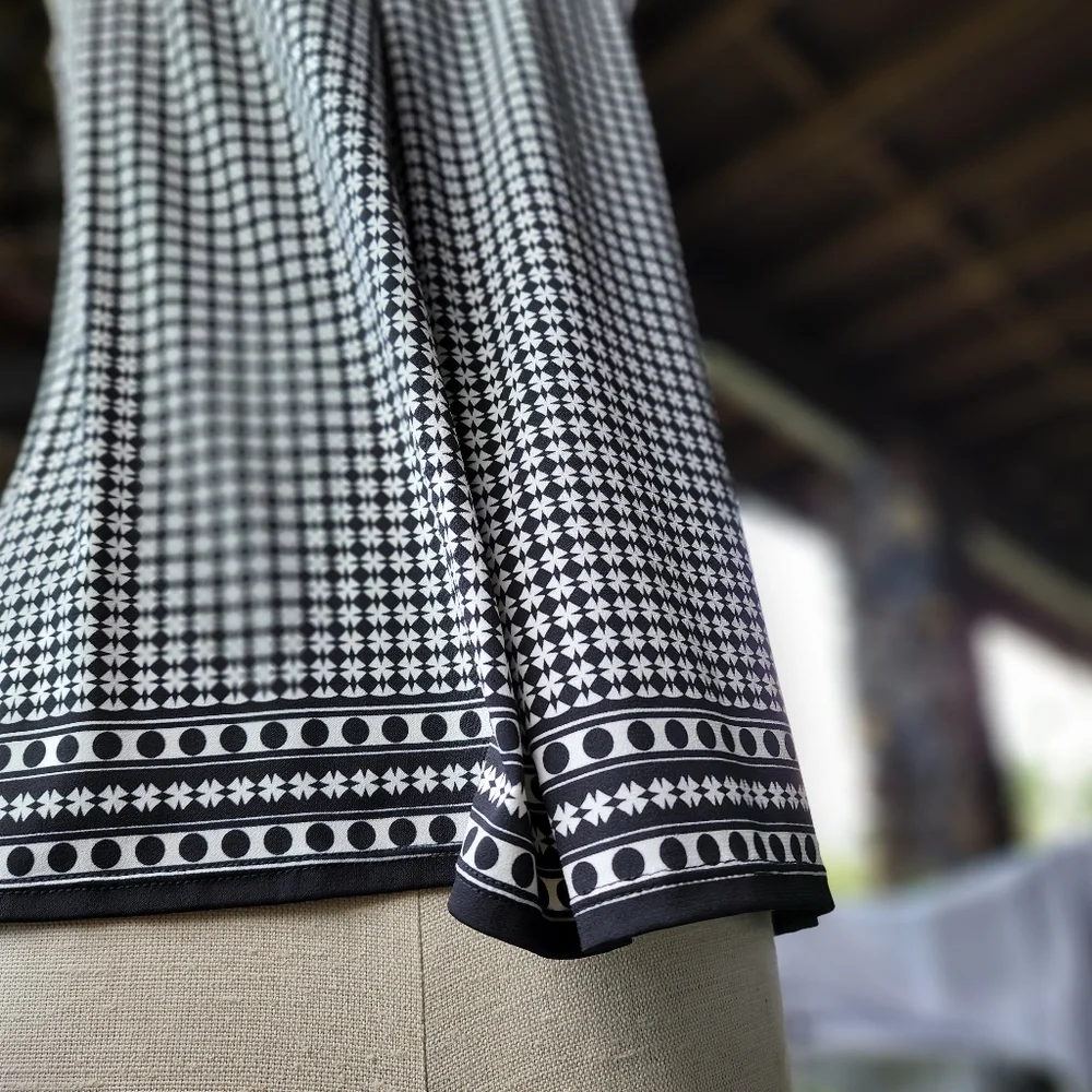 Top - Picture 3 of 5